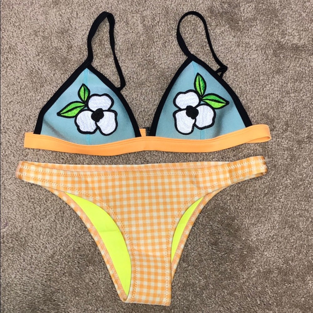 Triangl Bikini
